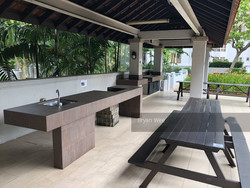 castle-green photo thumbnail #3